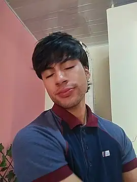 Juanbonito stripchat live cam model