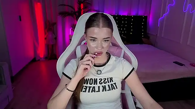 Milla_Rae stripchat live cam model