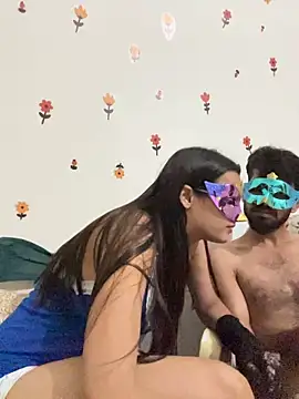 Priyanka011 stripchat live cam model