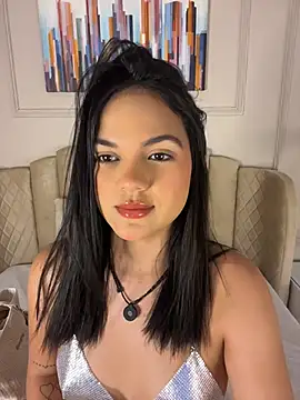 Bella-Ferrer stripchat live cam model
