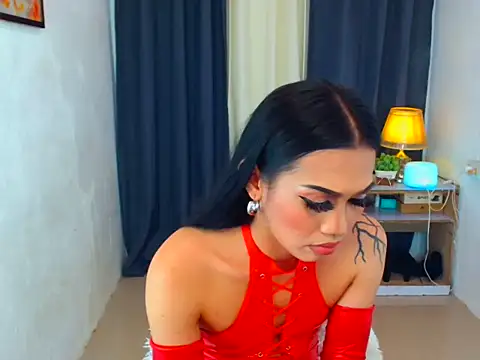Mauie_Fire stripchat live cam model