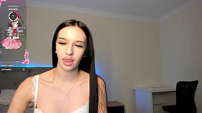 BellaStarr_ stripchat live cam model