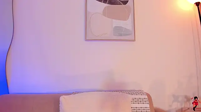 Mirandameow stripchat live cam model