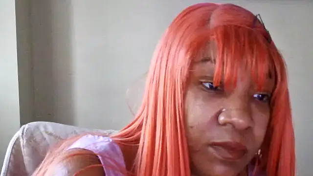 mzpretty444 stripchat live cam model