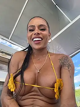 HOT_LADY_777 stripchat live cam model