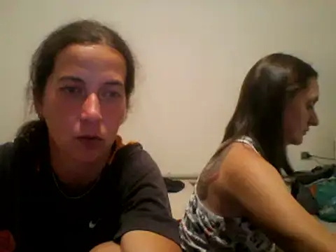 DanicaFey stripchat live cam model