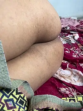 zaanbai stripchat live cam model