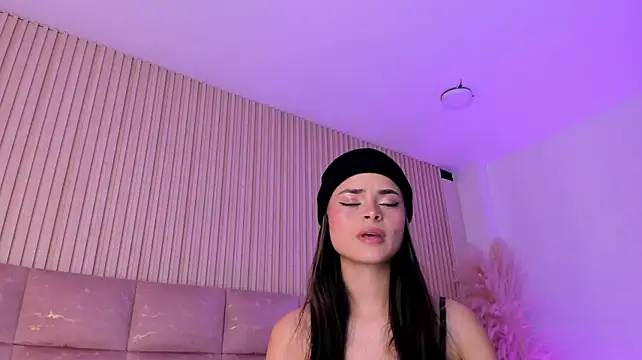 HannaRhodes stripchat live cam model