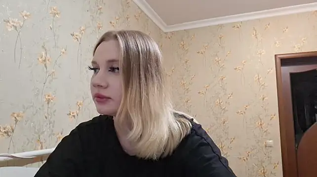 renna_rine stripchat live cam model