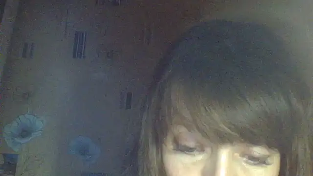 Nikoletta333 stripchat live cam model