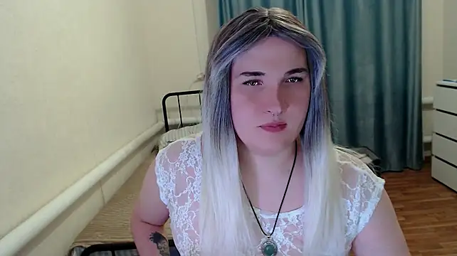 EvaMiron stripchat live cam model