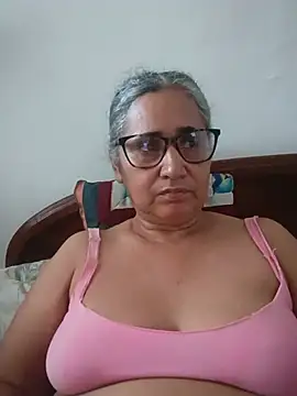 _candi stripchat live cam model