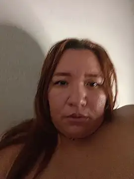 adhara-daaal stripchat live cam model