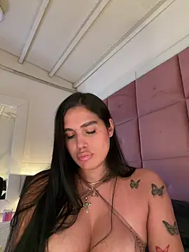 Belle_Noir stripchat live cam model