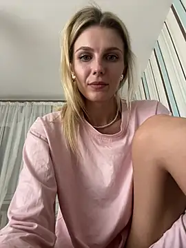 My_Hotgirl stripchat live cam model