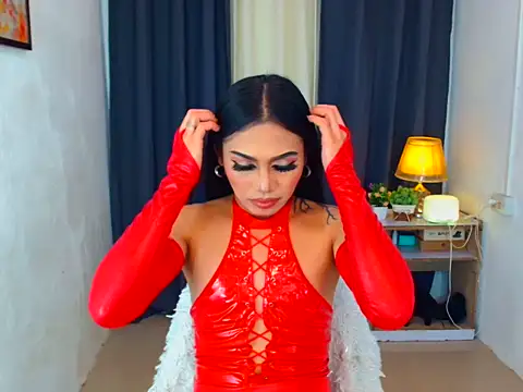 Mauie_Fire stripchat live cam model