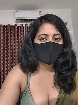 Cute-Maanvi stripchat live cam model