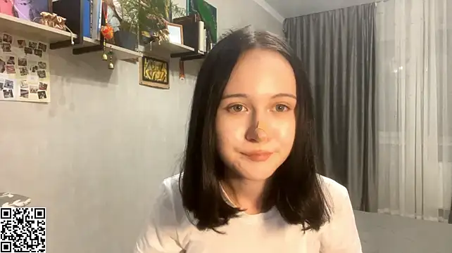 RukiyaLowland stripchat live cam model