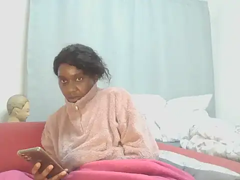 Sexxybella27 stripchat live cam model