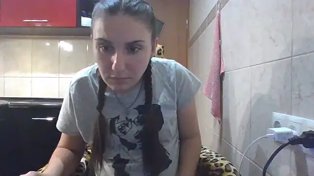 Lacmi30 stripchat live cam model