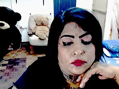 Indiancatz2 stripchat live cam model