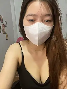 janne-coy stripchat live cam model