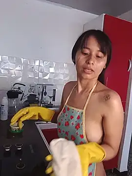 Alessanndra stripchat live cam model