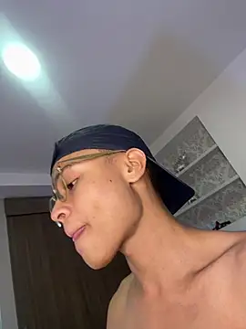 Bigdariza stripchat live cam model