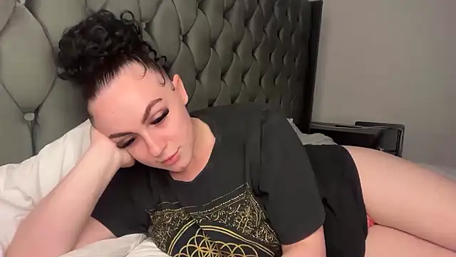 riri_bstvx stripchat live cam model