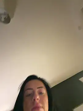 ElliemaiX stripchat live cam model
