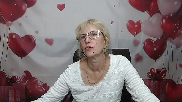 PattySanny stripchat live cam model