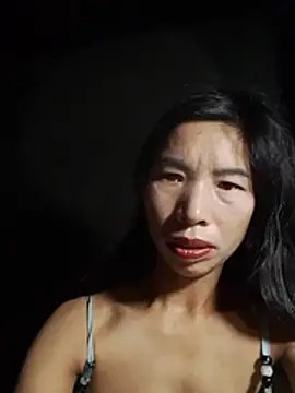 Tho-bibi stripchat live cam model