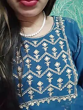 Noor_Darliing stripchat live cam model