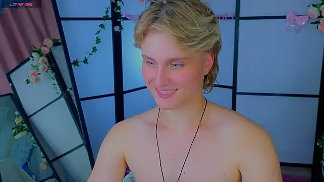 cumboydoll stripchat live cam model