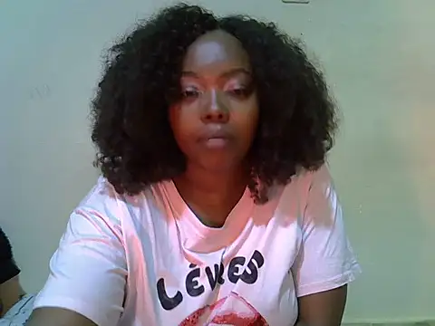 big_bootty96 stripchat live cam model