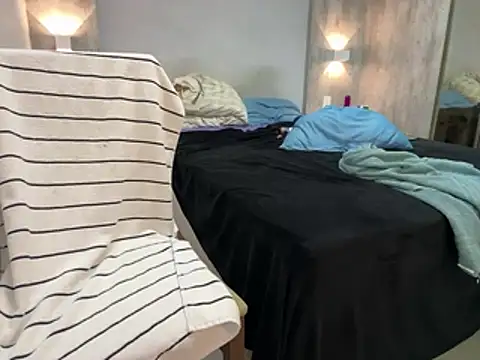 CasadoLutadorBigStuds stripchat live cam model