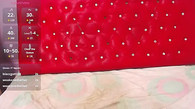 wonderfuldiana stripchat live cam model