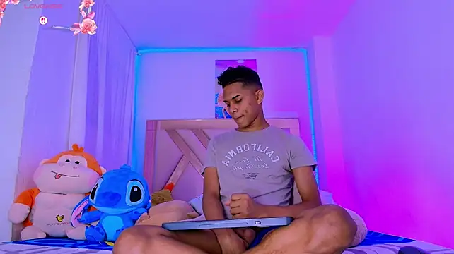 dilan_alfonzo stripchat live cam model