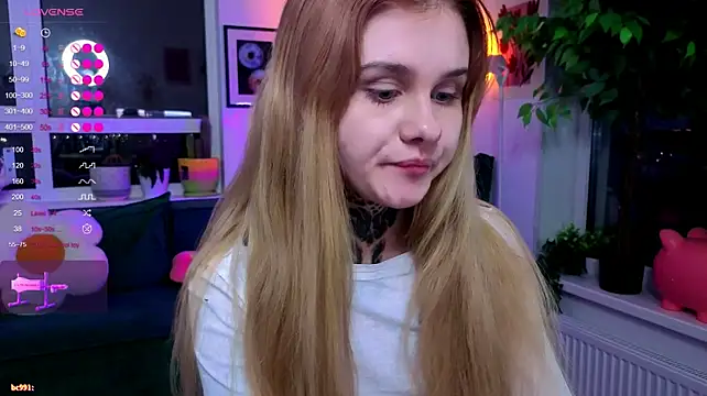 Britney_Lynch stripchat live cam model