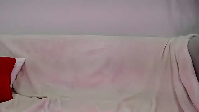 chhui_mui stripchat live cam model