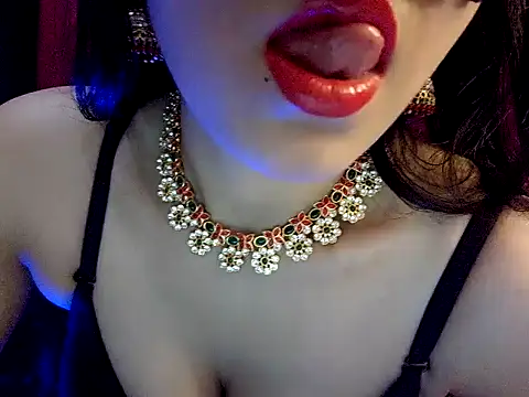 nadia_doll69 stripchat live cam model
