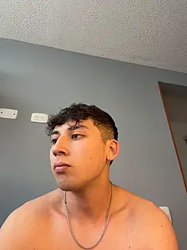 OLIVER_K stripchat live cam model