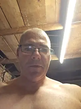 Lucas85530 stripchat live cam model