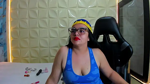 megan_glenda stripchat live cam model