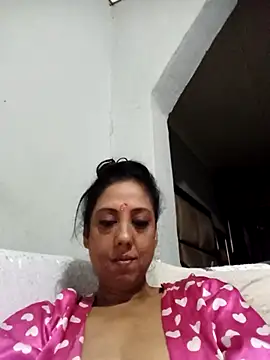 Zara4u stripchat live cam model