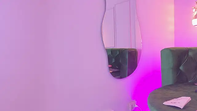 lexielancaster_cr stripchat live cam model