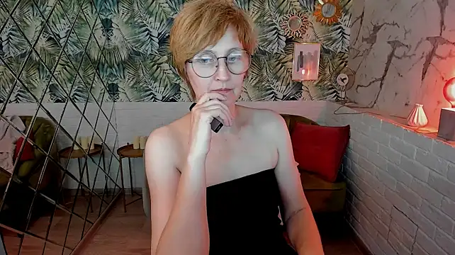 Paris_Cherry stripchat live cam model