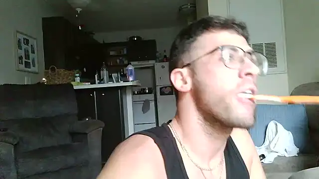 Graysontaylor@xh stripchat live cam model