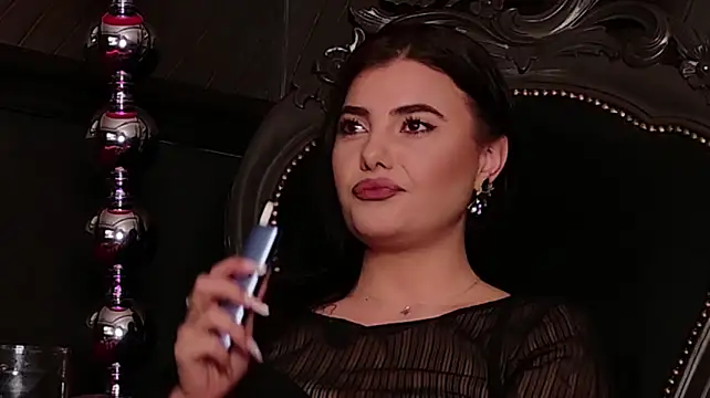 MistressEly stripchat live cam model