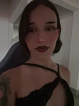 Baby_luxury stripchat live cam model